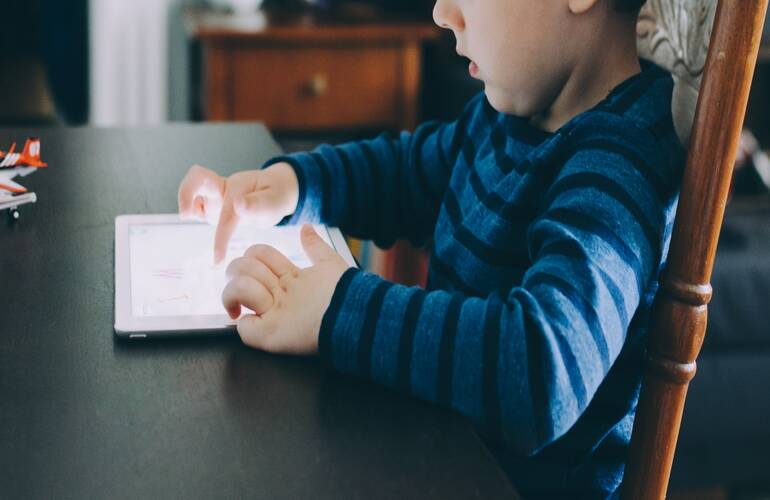 Ways to enhance your kid’s screen time