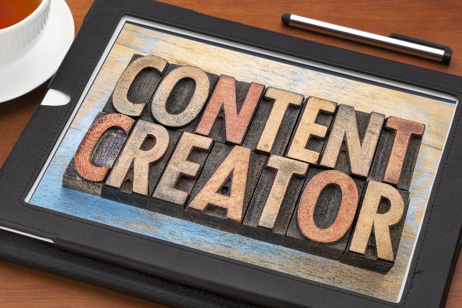 How To Become An Expert Content Creator