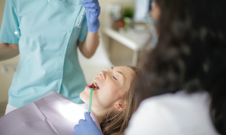 3 Sure Signs of a Cavity You Need to Know