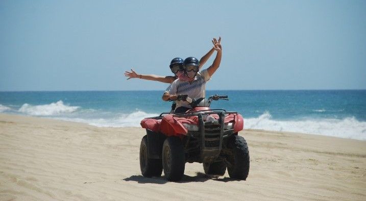 8 Tips for a Safe and Fun Beach Four Wheel Driving Adventure