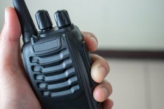Top 5 Benefits of Handheld Two Way Radios