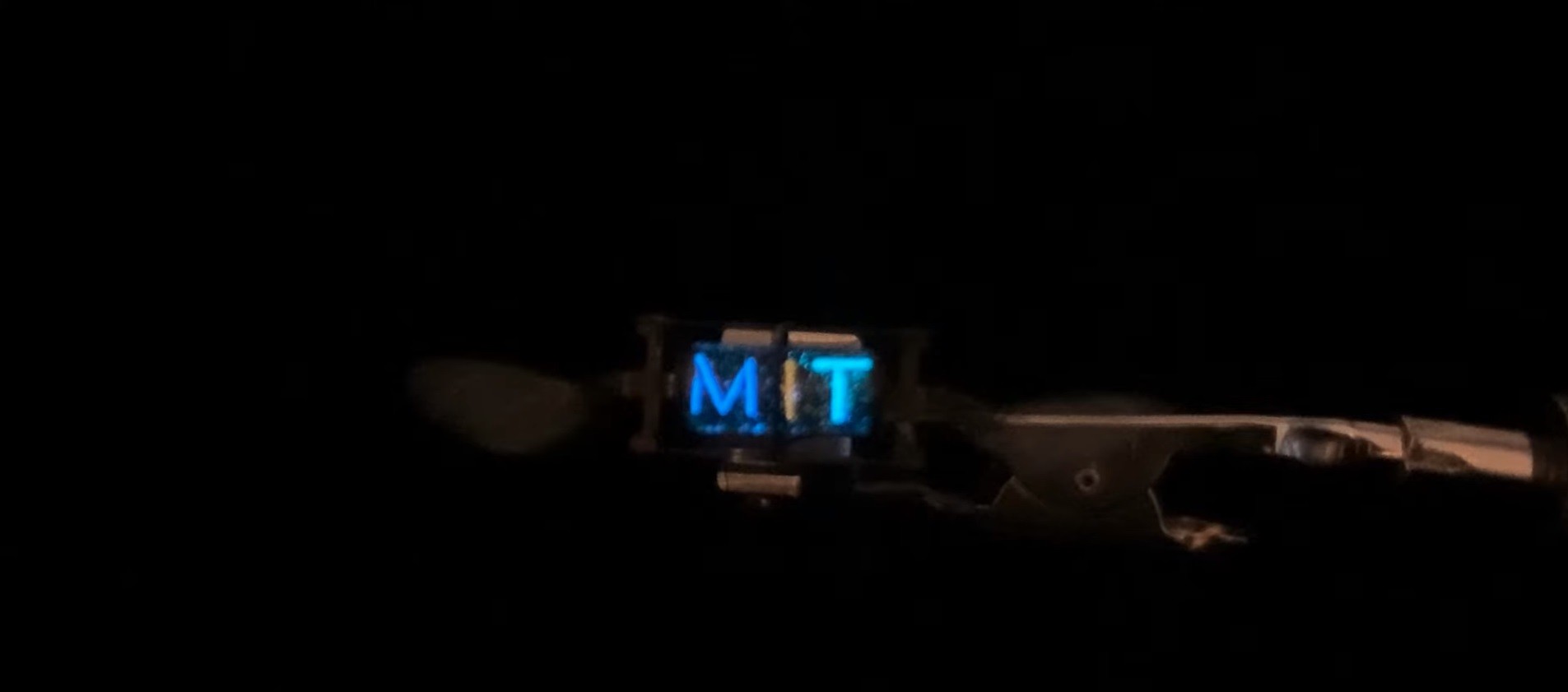 MIT’s Tiny Robotic Lightning Bugs Take Flight
