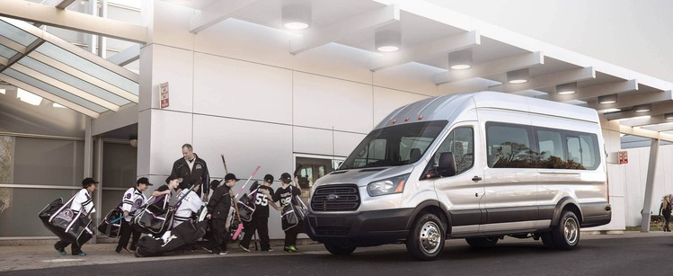 How to Get the Most Out of Your 15 Passenger Van Rental in Columbus Ohio
