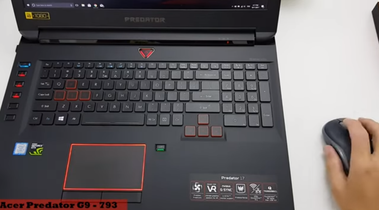Acer Predator G9-793 