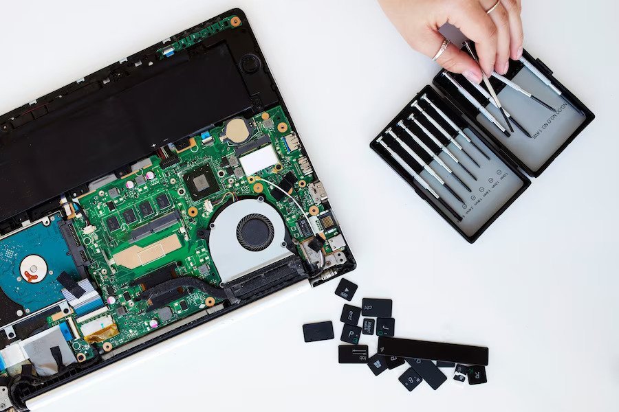 Laptop Motherboard Issues: Causes, Side effects, and Arrangements