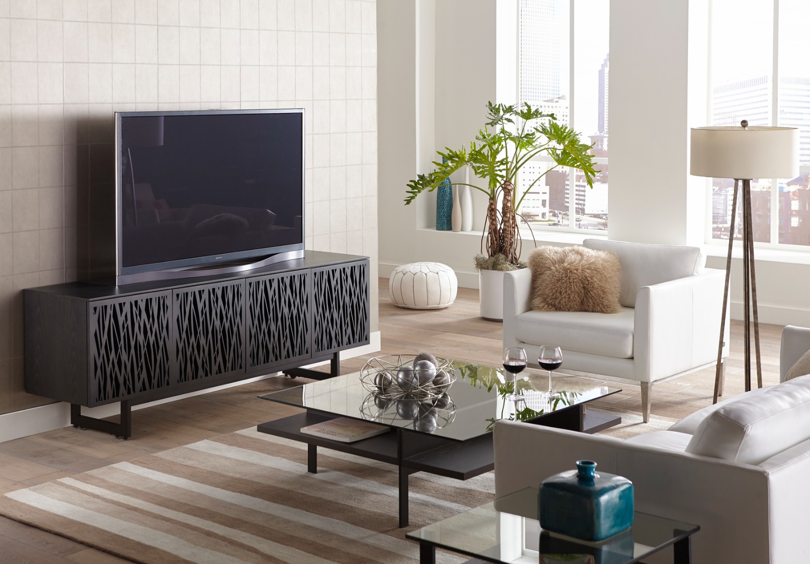 Selecting the Ideal Media Furniture for Your Home Entertainment Spaces