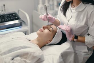 Top reasons why a career in the aesthetic industry is a good choice