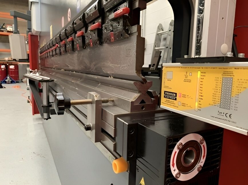 CNC Press Brake Machine Technology