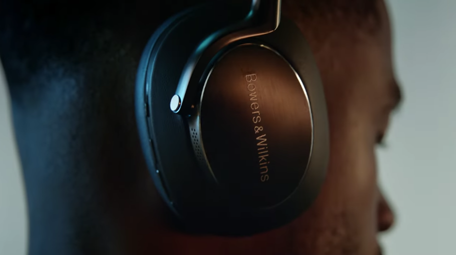 Bowers & Wilkins Px8 