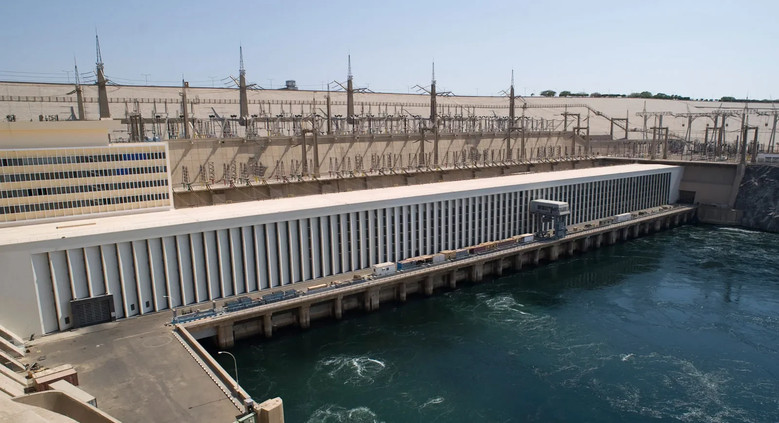 Introduction to the High Dam in Aswan ‍