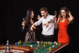 Poker beginners: How to approach the first few hands
