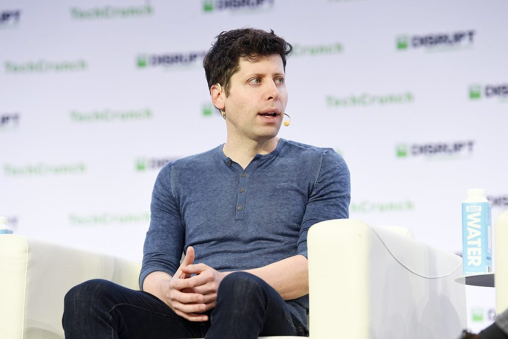 Sam Altman Warns of ‘Choppy’ Days Ahead as GPT-5 Nears