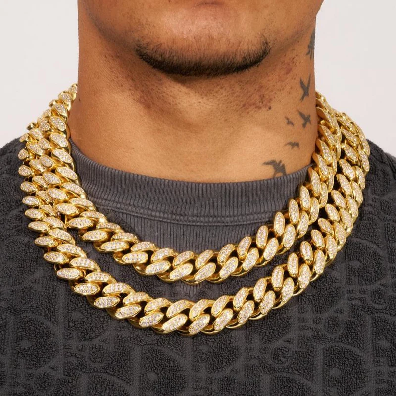 The Bold Brilliance of a Moissanite Cuban Link Chain