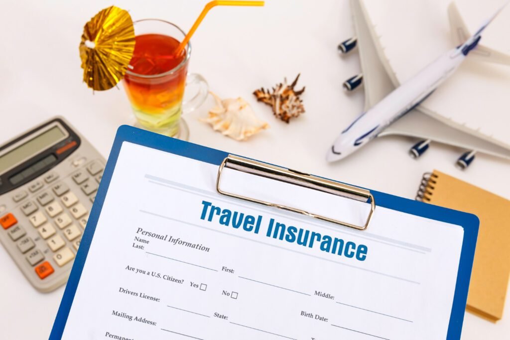 International Travel Insurance Online: How to Compare and Buy in 2025